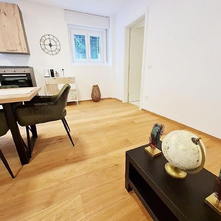 Apartment Palermo - Very Cosy, Calm And Close To The City Centre Bolzano Eksteriør bilde